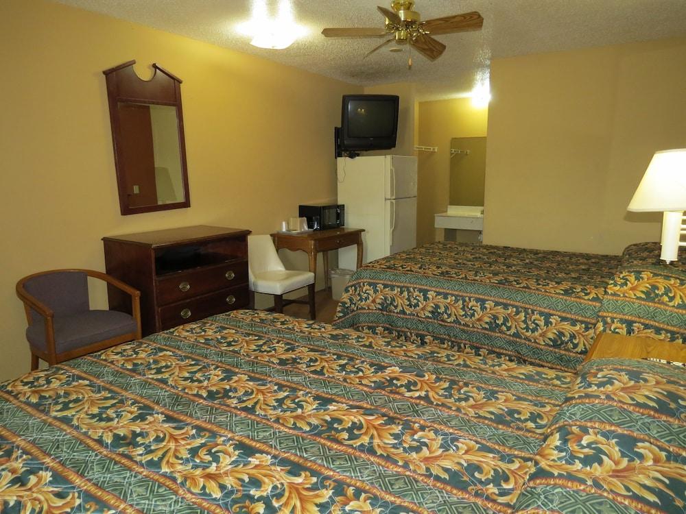 First Western Inn Caseyville photo 13