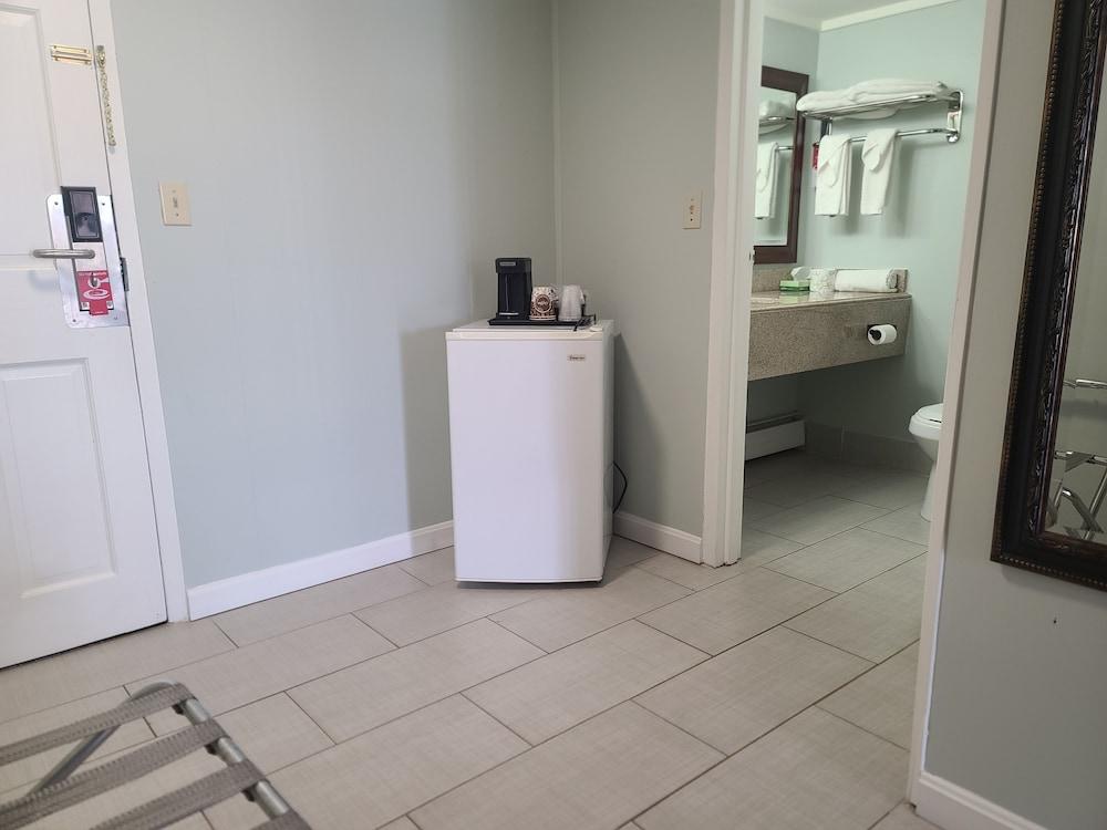 Tilton Lodge Inn and Suites photo 9