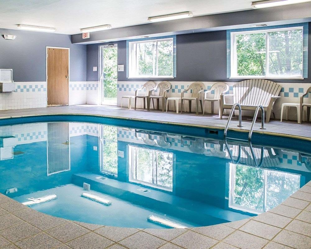 Quality Inn & Suites Sturgeon Bay photo 4