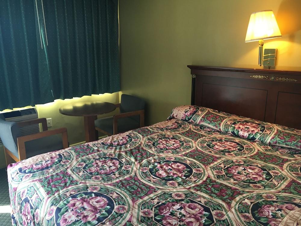Travel Inn Motel photo 7
