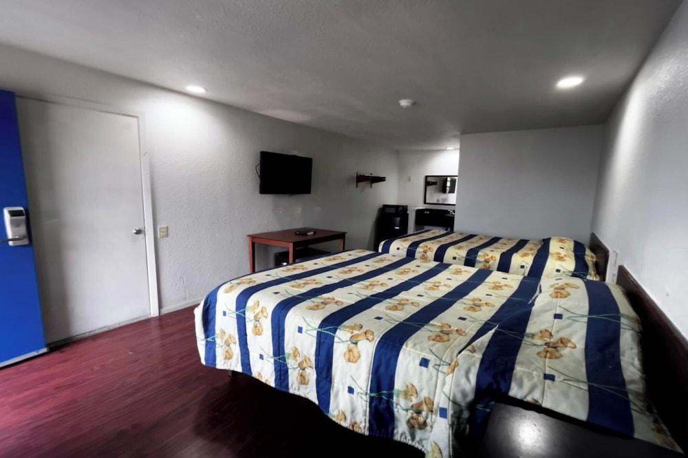 Deluxe Inn Motel By Oyo Grand Prairie Interstate 30 photo 11