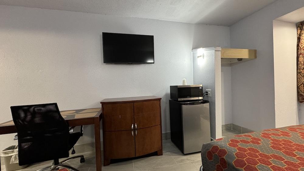 Classic Inn photo 5
