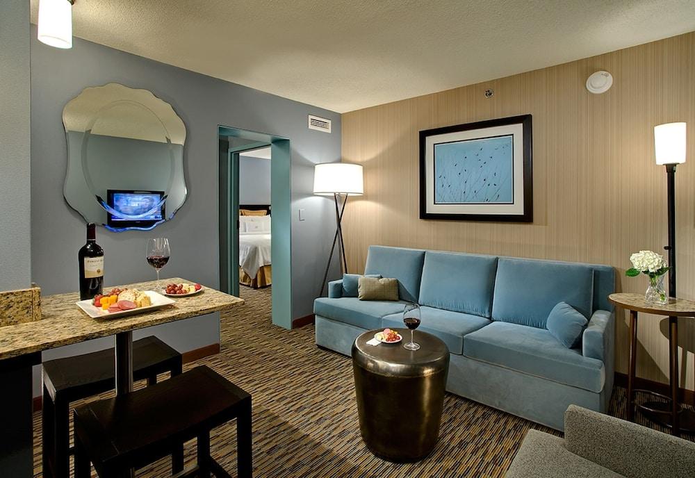 Crowne Plaza Chicago Ohare Hotel & Conf Ctr by IHG photo 46