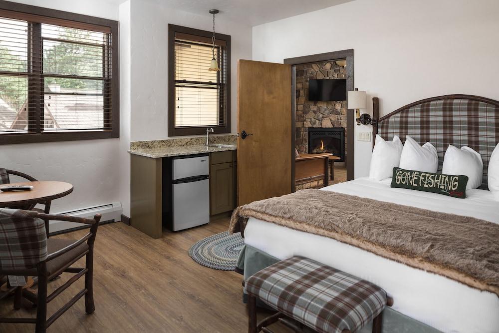 The Landing at Estes Park - Riverside Retreat photo 19