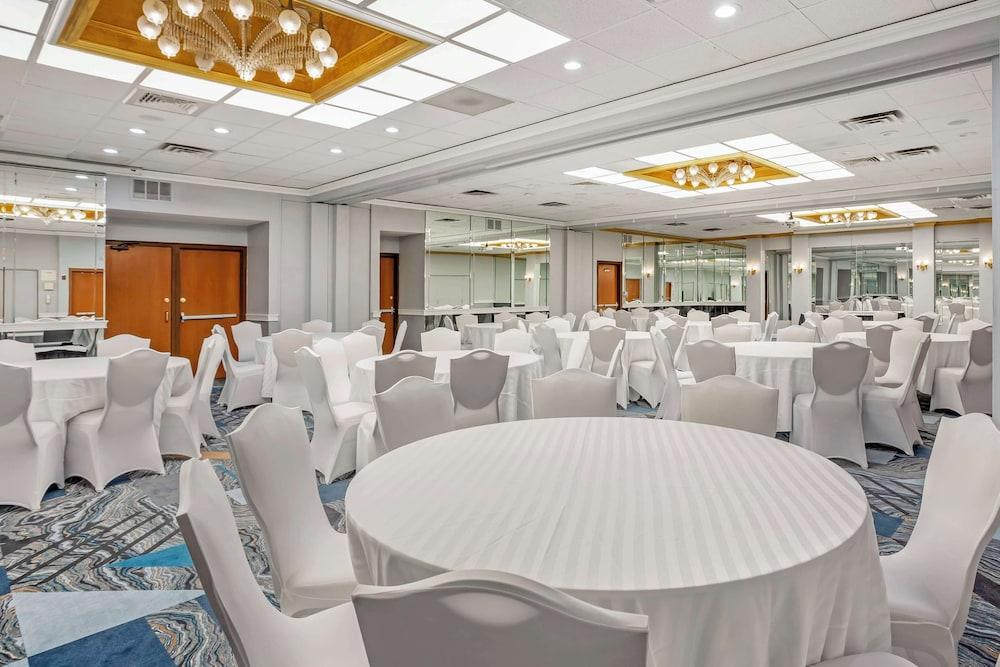 Best Western Rutgers University Hotel photo 24