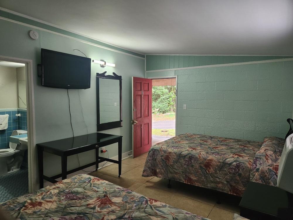 Bama Motel Mobile I-65 & US-90 photo 37