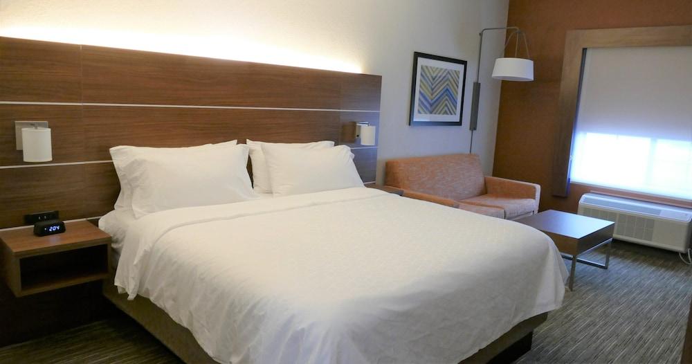 Holiday Inn Express Lebanon by IHG photo 19