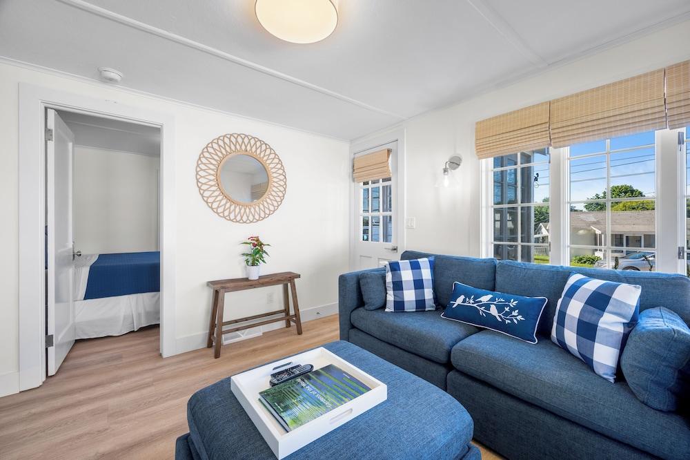 Marina Bay Cottages photo 35