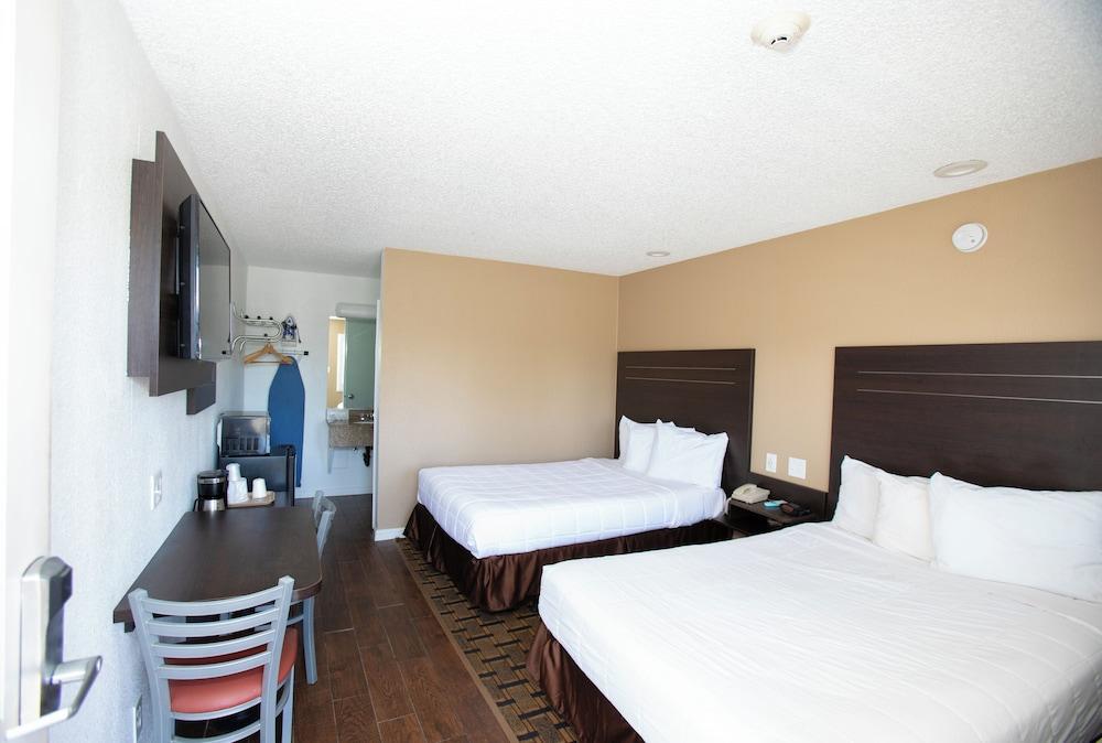 Budget Inn photo 10