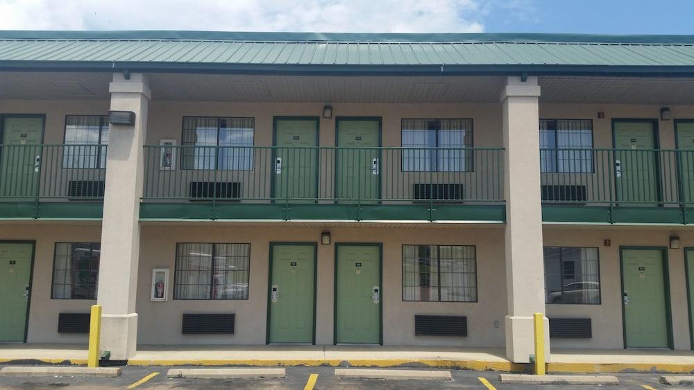 Travel Inn photo 13