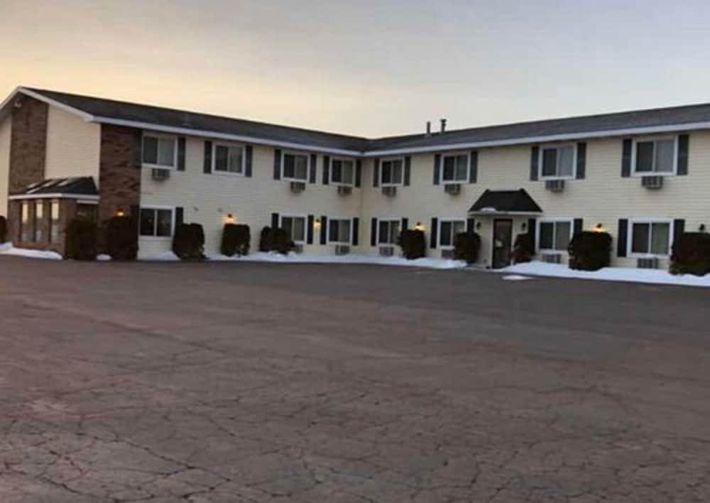 Value Host Motor Inn photo 10
