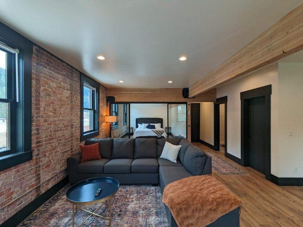 Linden Lofts photo 11