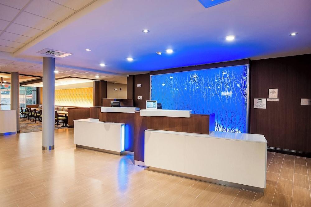 Fairfield Inn & Suites Houston Northwest/Willowbrook photo 2