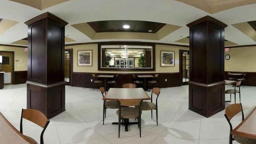 Holiday Inn Express Hotel & Suites Magee by IHG photo 23