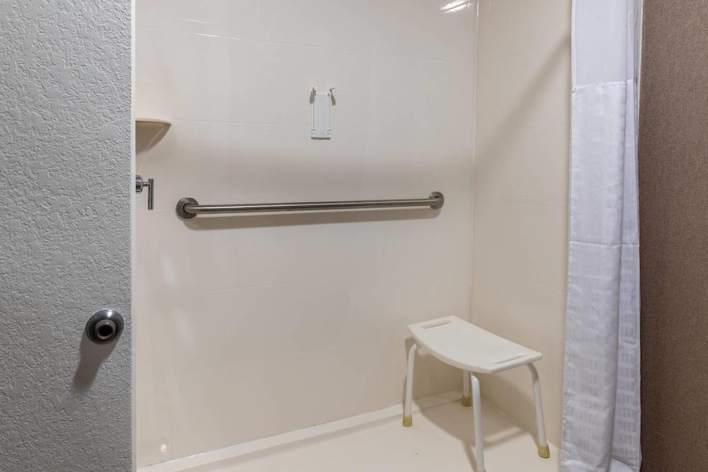 Comfort Inn Danvers - Boston North Shore photo 19