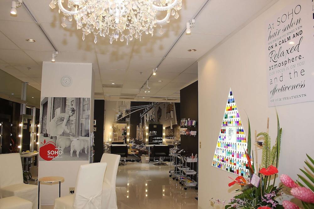 Ilikai Hotel & Luxury Suites photo 61