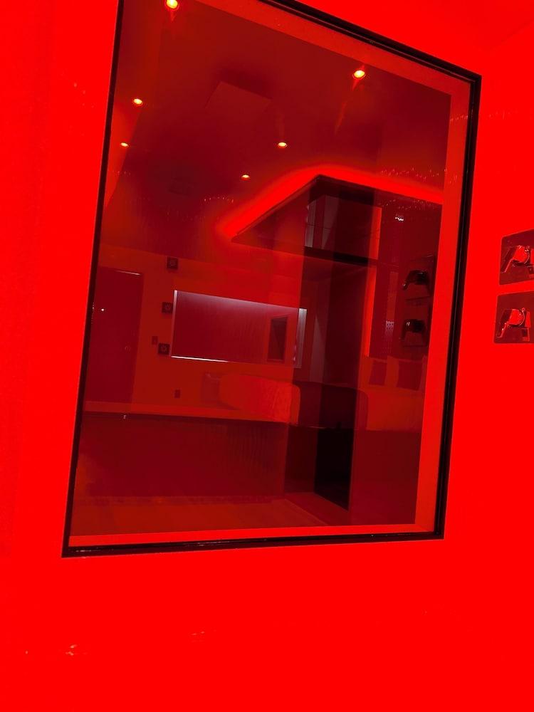 Imperial Suites photo 10