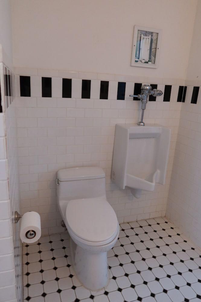 Chalfonte Hotel photo 48