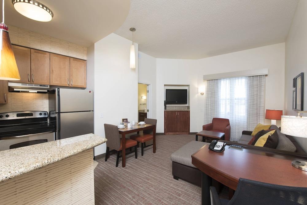 Residence Inn Marriott Moline photo 24