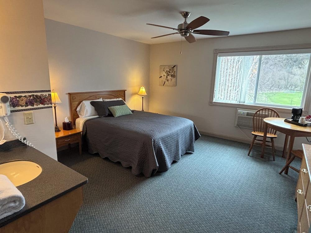 Green Gables Inn photo 26