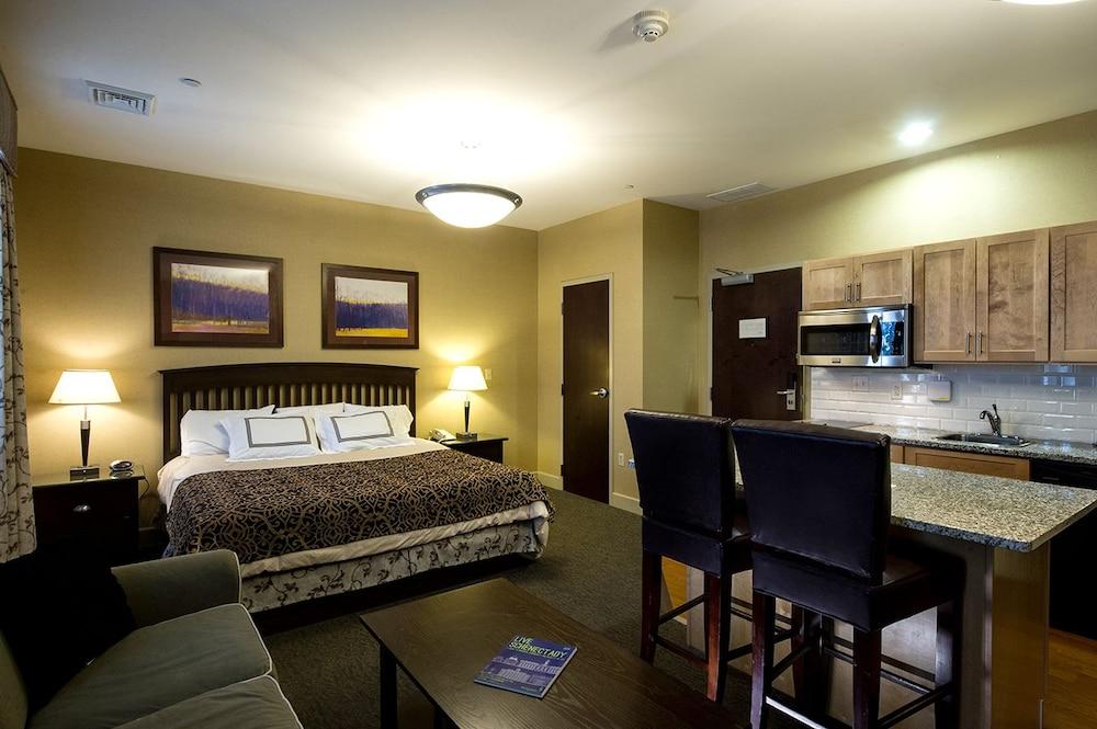 The Parker Inn & Suites photo 24