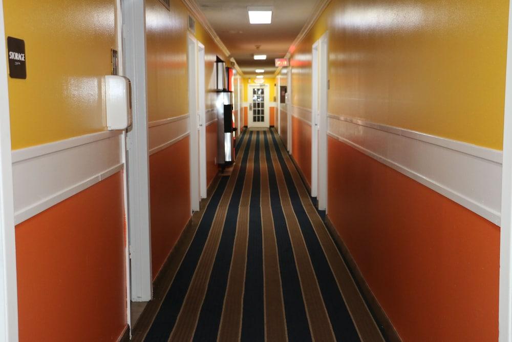 Amber Inn Motel Le Mars photo 27