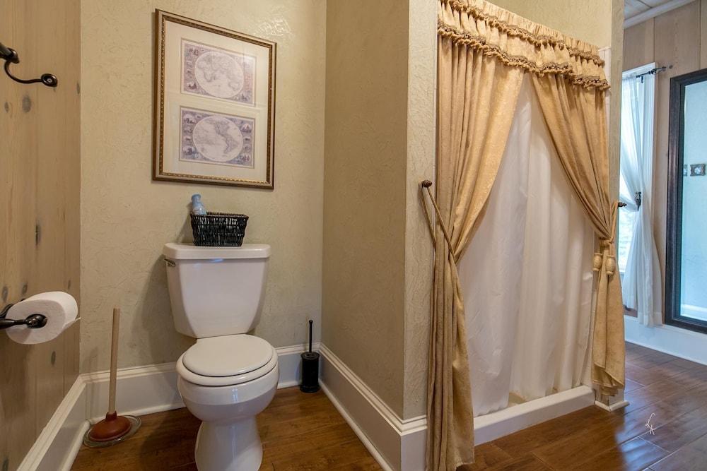 McCloud River B&B photo 26