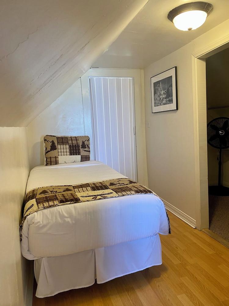 Tioga Lodge At Mono Lake photo 16
