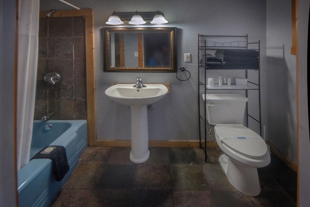 Rustic Inn photo 23