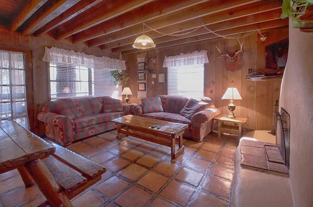 Bear Creek Motel And Cabins photo 26