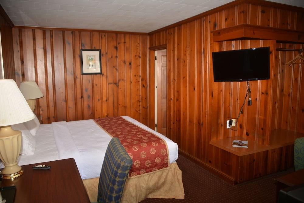 Potomac River Motel photo 11