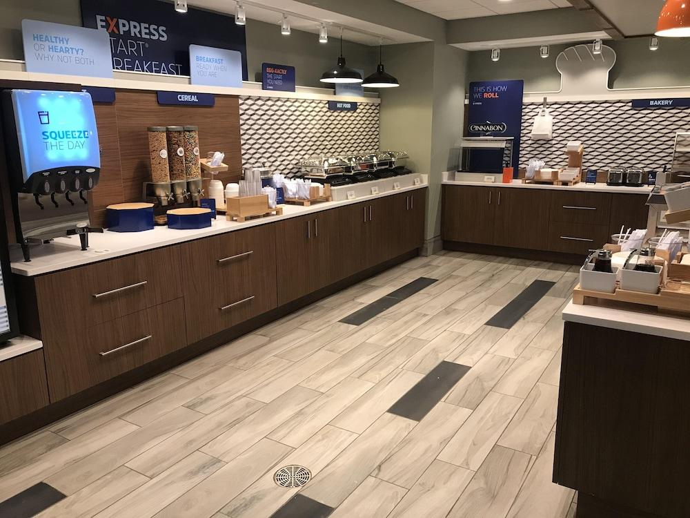 Holiday Inn Express Mt. Juliet by IHG photo 68