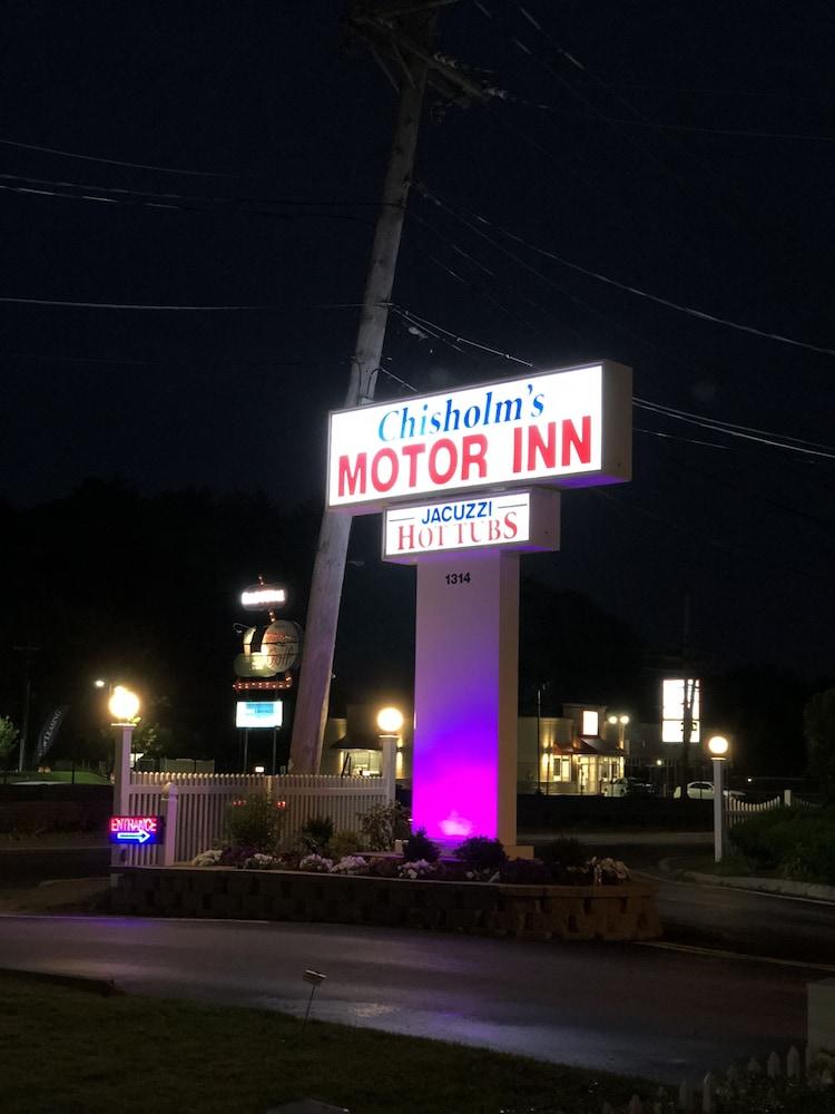 Chisholms Motor Inn photo 19