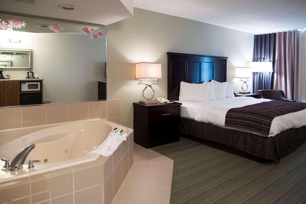 Country Inn & Suites by Radisson, Effingham, IL photo 9