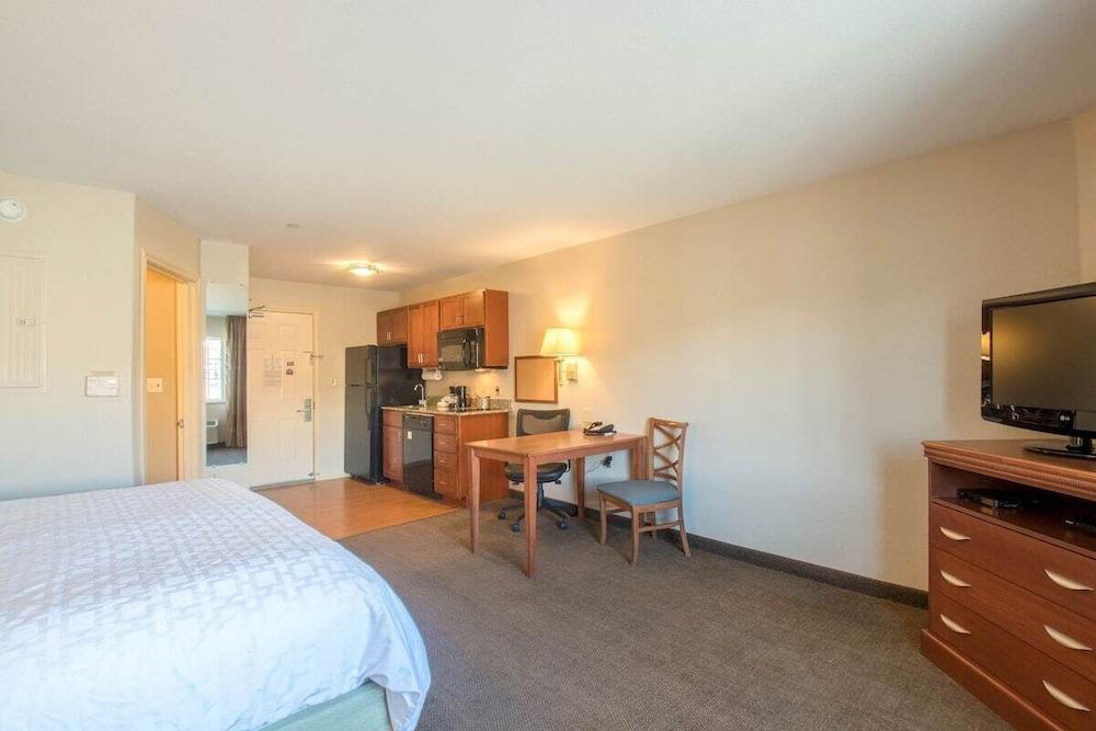 Western Slope suites photo 13