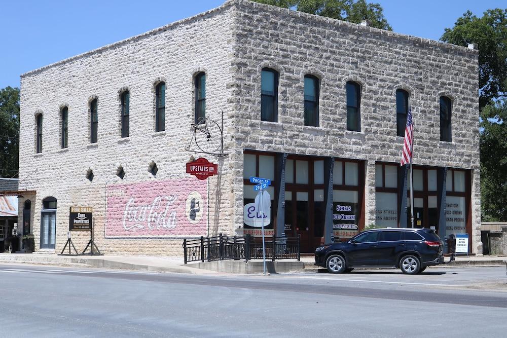 Hico's Upstairs Inn photo 21