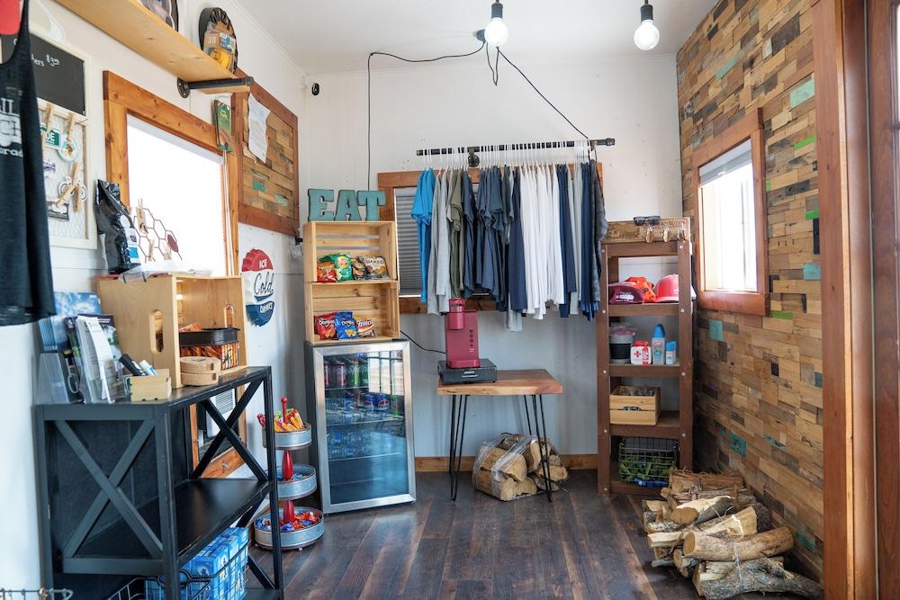 Trail and Hitch Tiny Home Hotel and RV photo 23