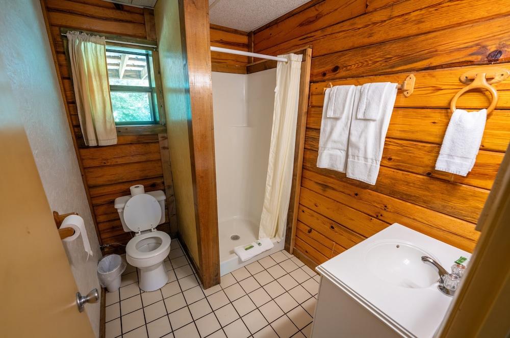 Fishtale Lodge photo 72