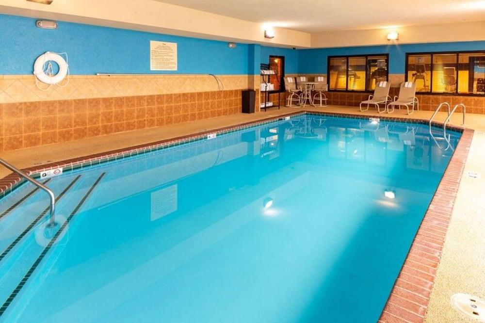 Hampton Inn Waterloo Cedar Valley photo 33