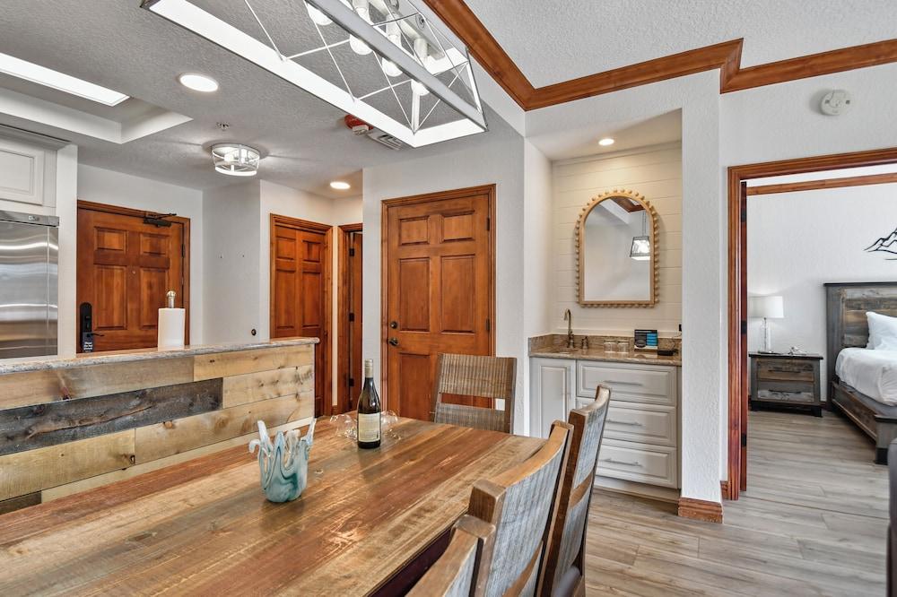 Westgate by Canyons Village Rentals photo 38
