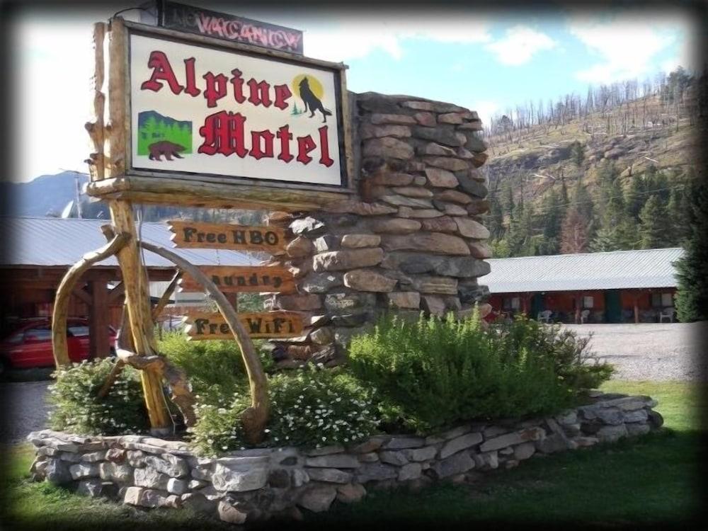 Alpine Motel photo 9