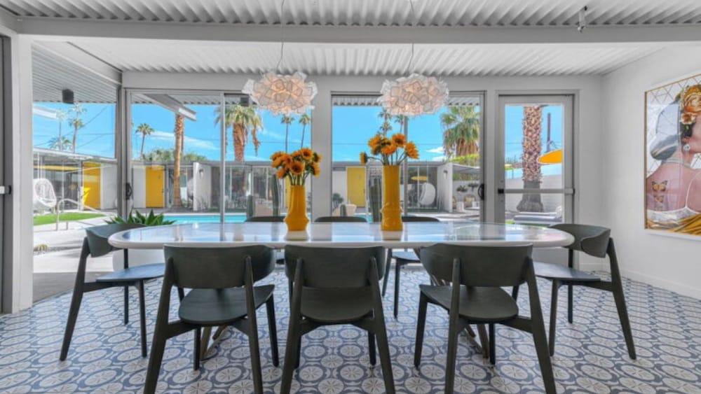 Limon Palm Springs photo 8