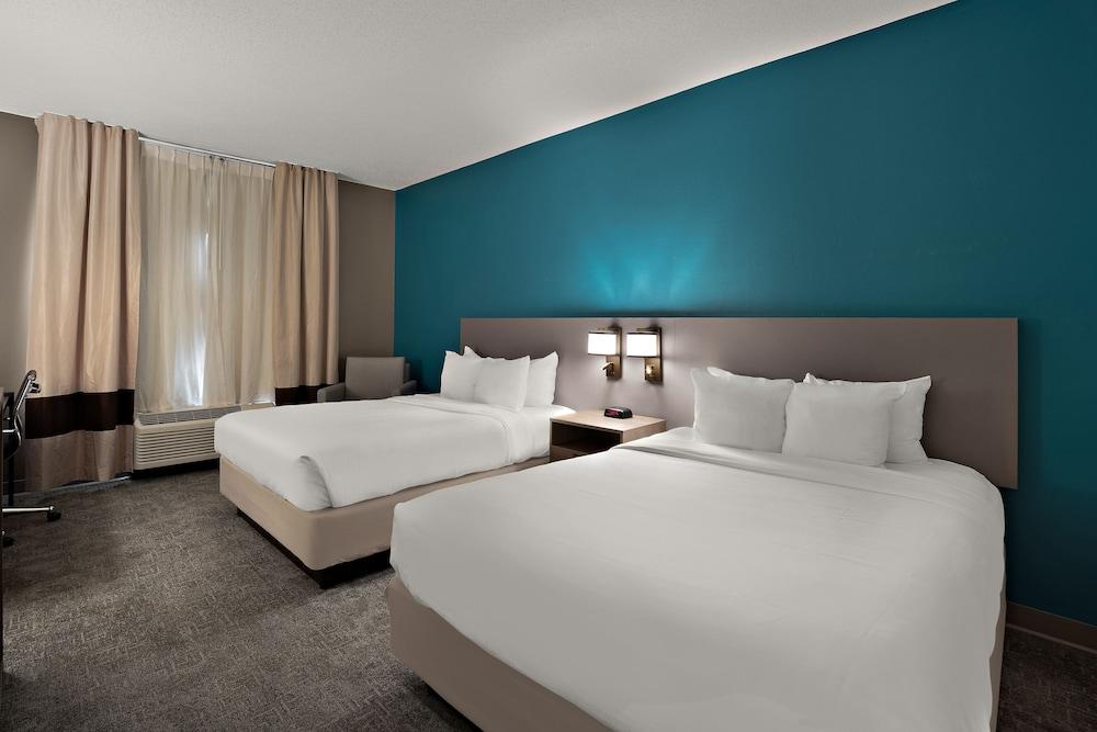 Comfort Inn & Suites Santee photo 5
