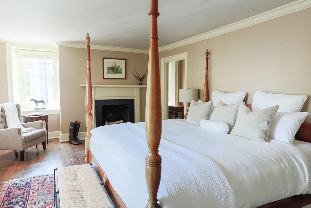 The Red Fox Inn & Tavern photo 98