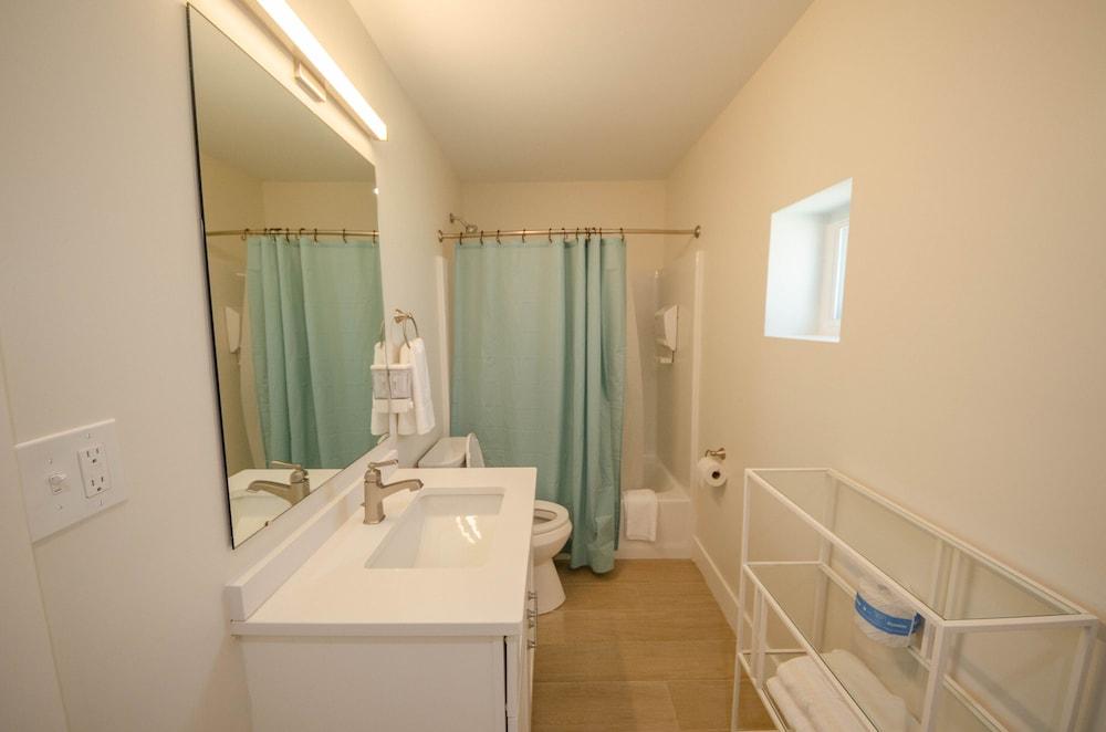 Seaport Inn photo 26