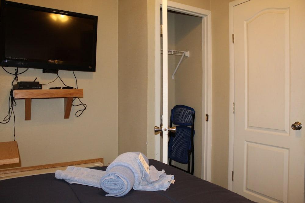 Target Hospitality-Pecos South Lodge photo 7
