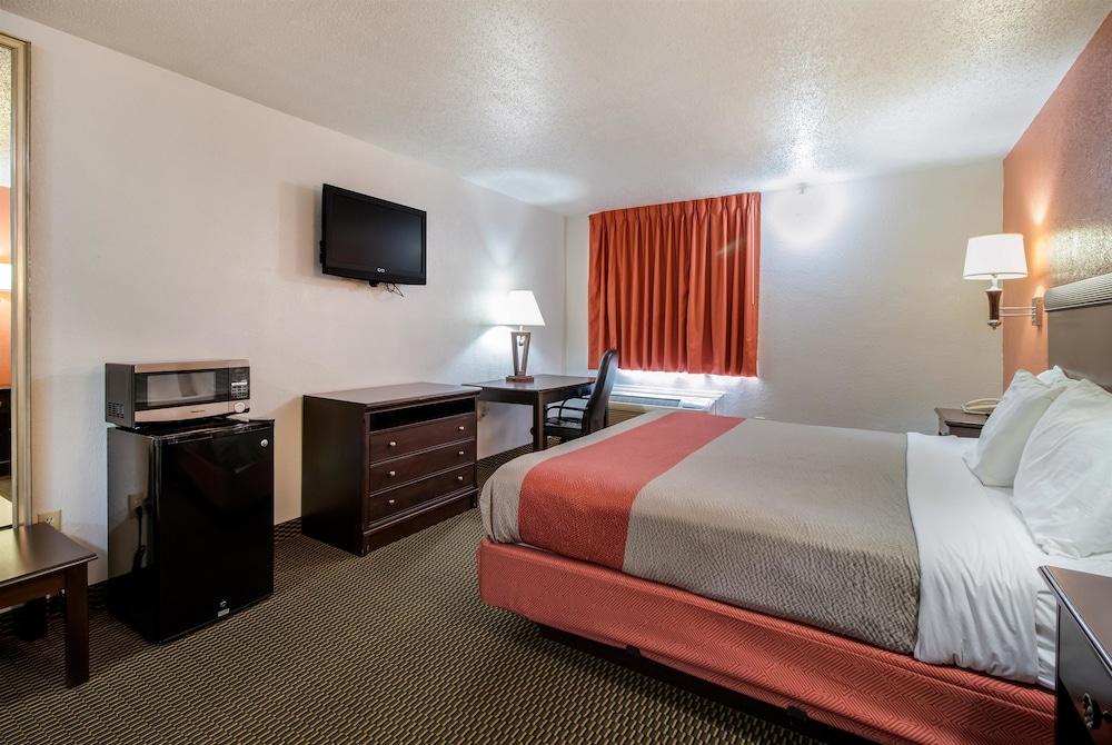 Motel 6 Marion, IL photo 17