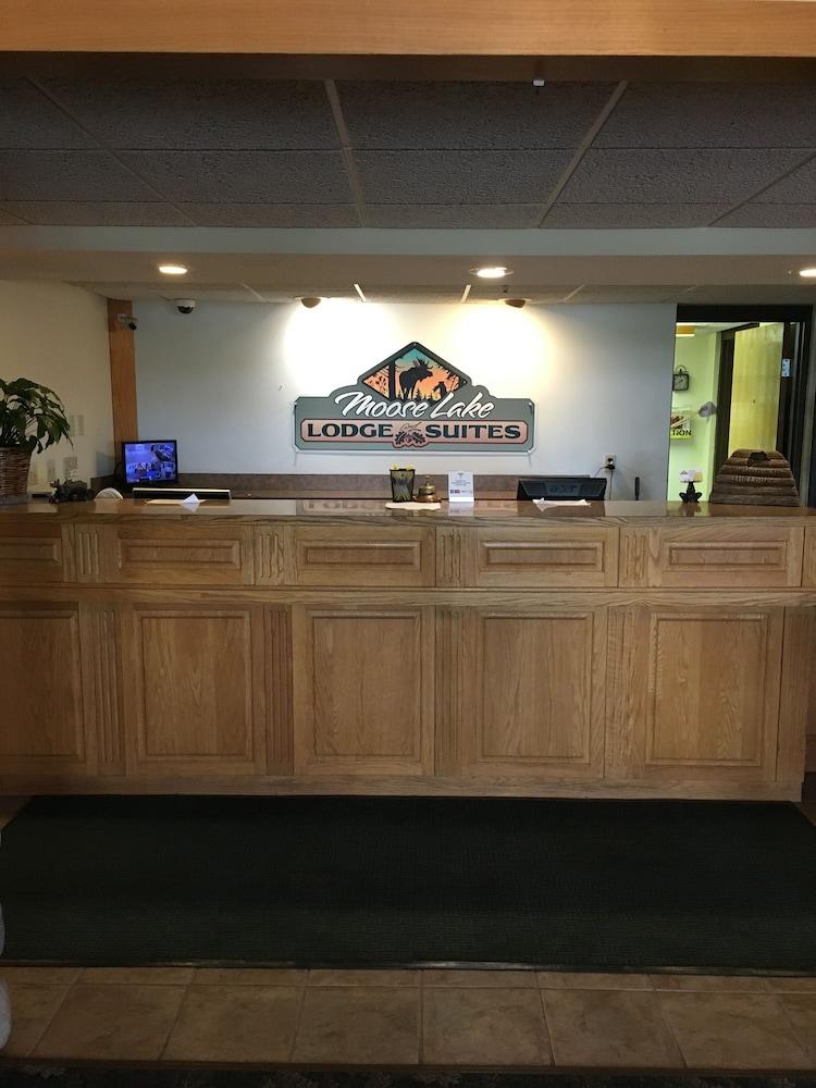 Moose Lake Lodge & Suites photo 2