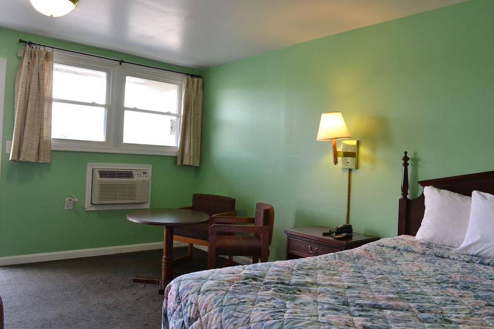 Budget Inn photo 16