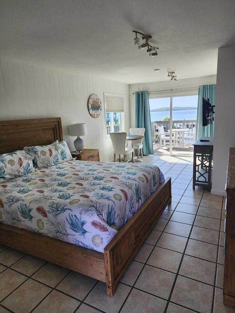 Bodega Harbor Inn photo 6